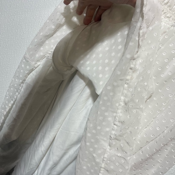 Elegant White Midi Dress - Picture 5 of 6